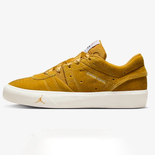 Giày Sneakers Nike Jordan Series 01 Gold Velvet DZ7737-761 Màu Vàng Gold Size 36-1